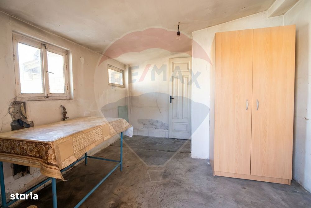 Casă cu 3 camere de vânzare pe str. Fabricii