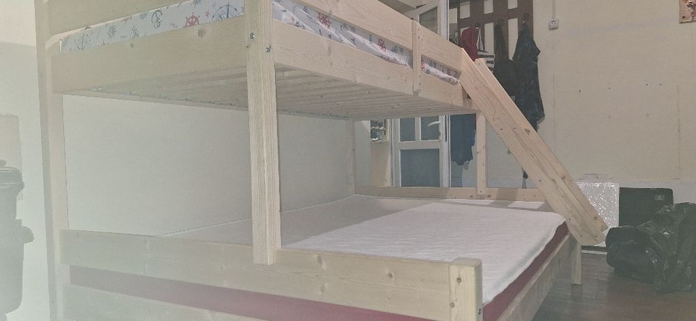 Pat etajat pentru copii