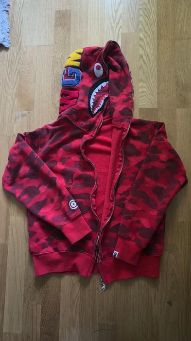 продаю кофту Bape
