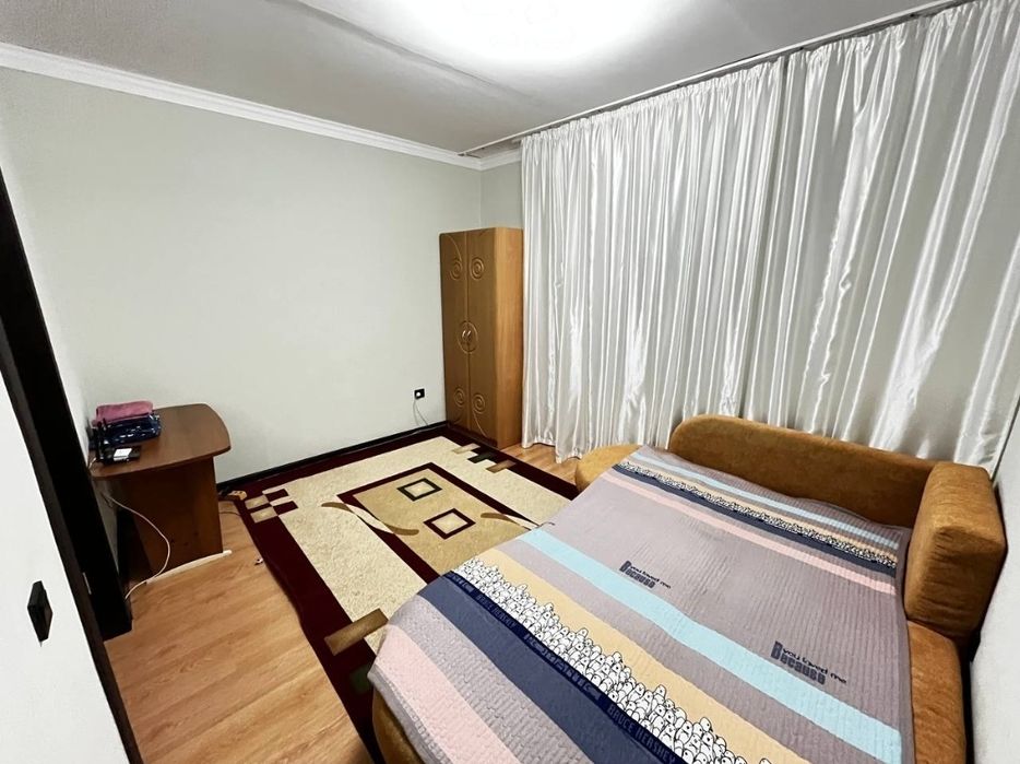 3-ком квартира 5 мкрн 3эт 35000