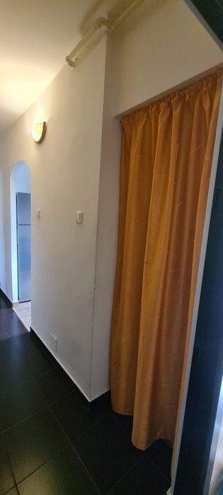Inchiriez apartament cu 2 camere