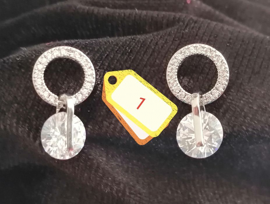 Сребърни обеци с печат 925 и камък