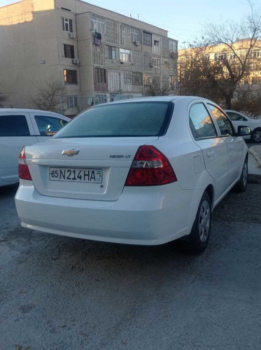 Сотилади Нексия 3  холати яхши . нархини келишамиз яна