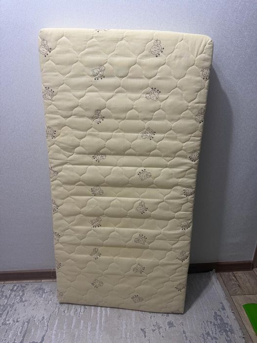Продам матрас детский