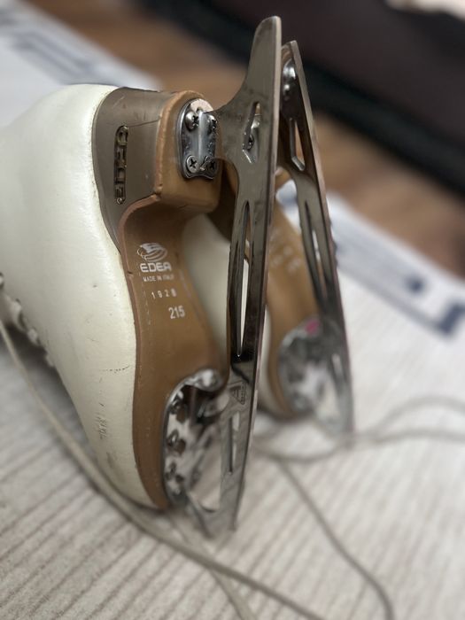 Фигурные коньки