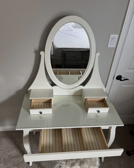 Туалетный столик ikea