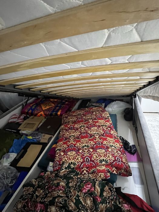 Срочно продам кровать