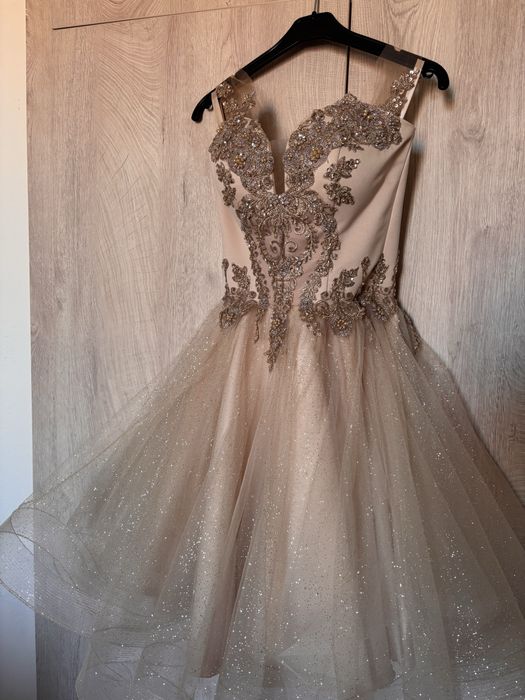 Дамска бална рокля