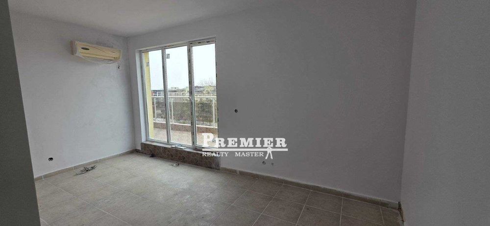 Продава се Двустаен апартамент в к.к. Слънчев бряг - 73 кв.м за 377 €/кв.м - Снимка #13