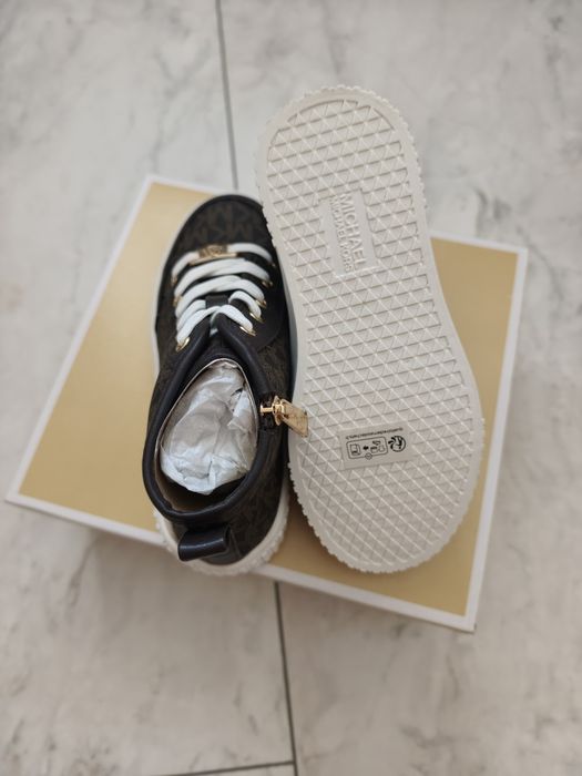 Детски обувки Michael Kors (нови)