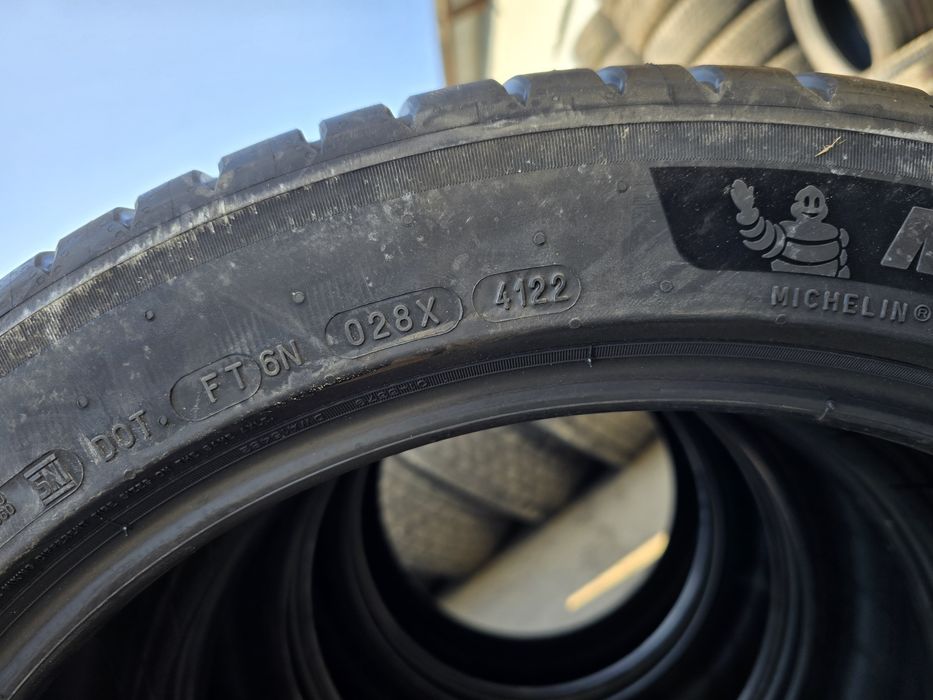 Anvelope de vara 235-45r19 Michelin