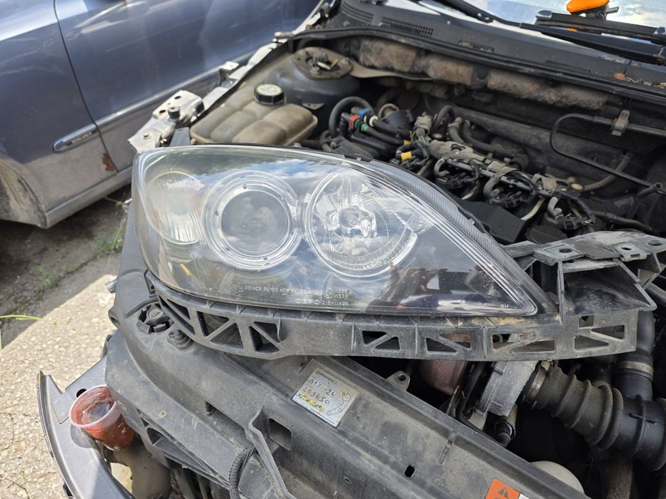 Фарове Фар  Мазда 3 Mazda 3