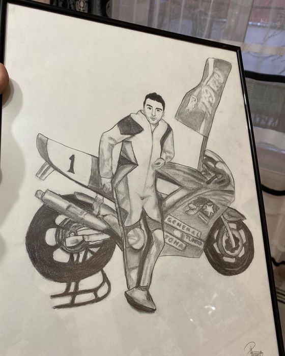 Realizez portrete A3 -rama si impachetare incluse