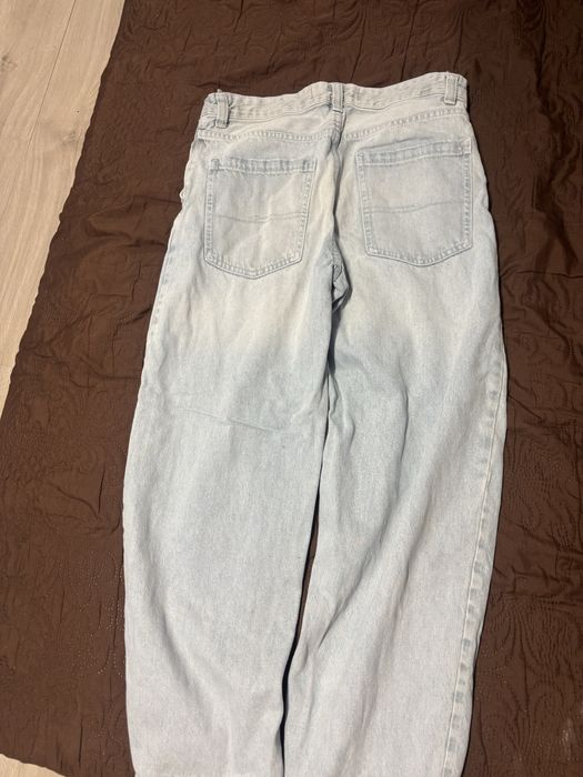 Светло сини дънки от Bershka