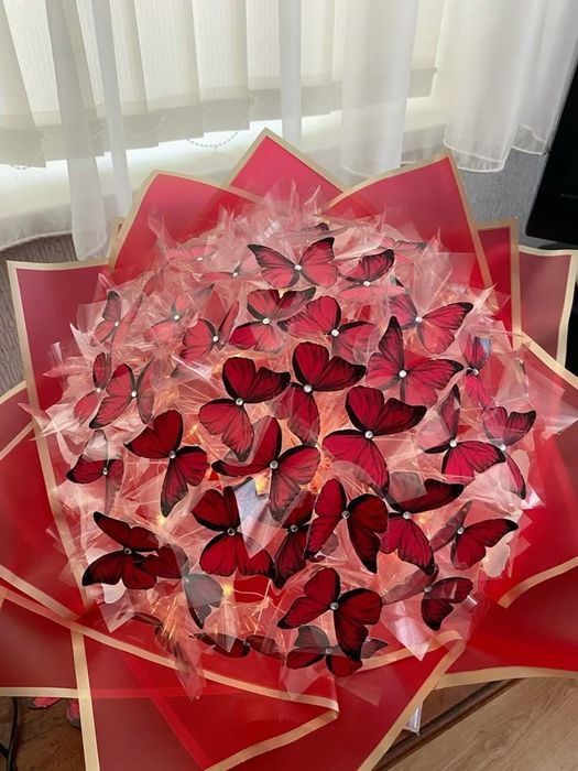 Букеты из бабочек