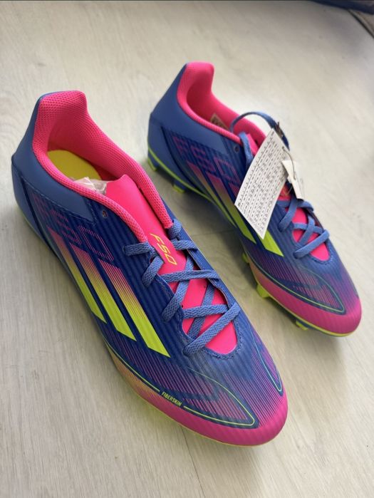 Adidas Бутонки F50 Club 44