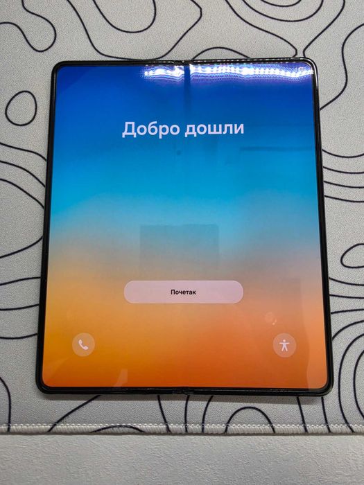 Samsung Galaxy Z Fold 5 (256GB) Black – Добро състояние, с поставени протектори!