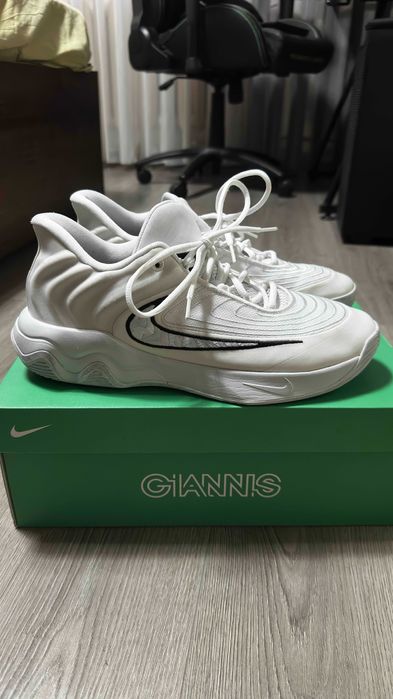 Оригинални баскетболни обувки Nike Giannis Immortality 4 размер 45