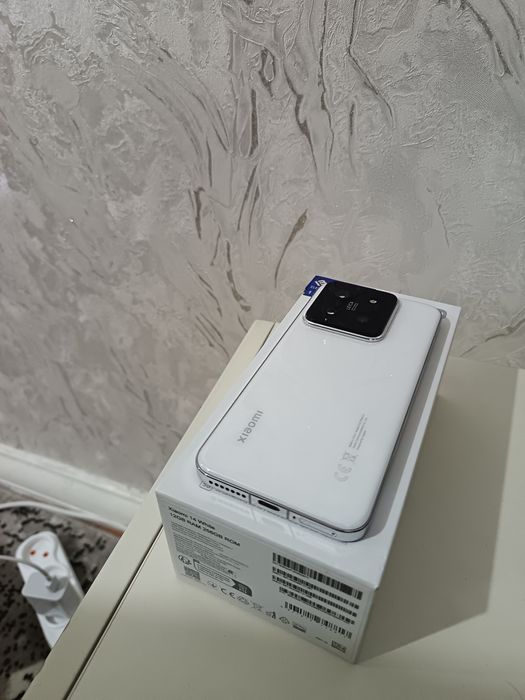 Xiaomi 14 12/256GB WHITE global version