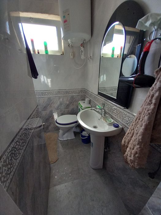 Срочно сотилади 4.хонали дом яахши жойда