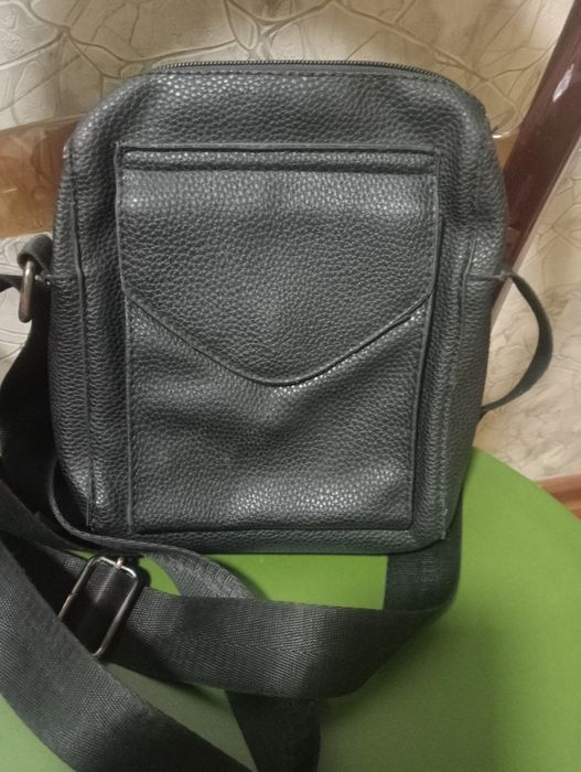Мужская кожаная сумка через плечо