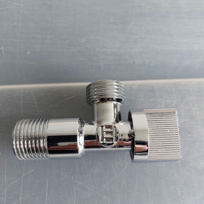 Robineți Colțari baie