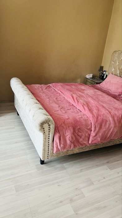 Pat dormitor       .