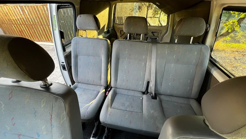 Volkswagen multivan T5 2.5 TDI