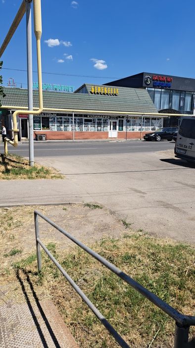 Сдаётся помещение под коммерцию