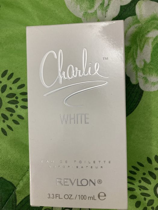 Нова ретро Eau toilette ,,Charlie”