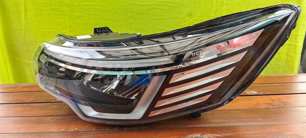 Ляв фар за Renault Trafic Full LED / Рено Трафик Фул ЛЕД