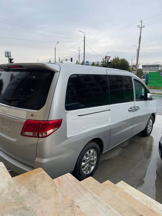 1 yil kafolatiga ega