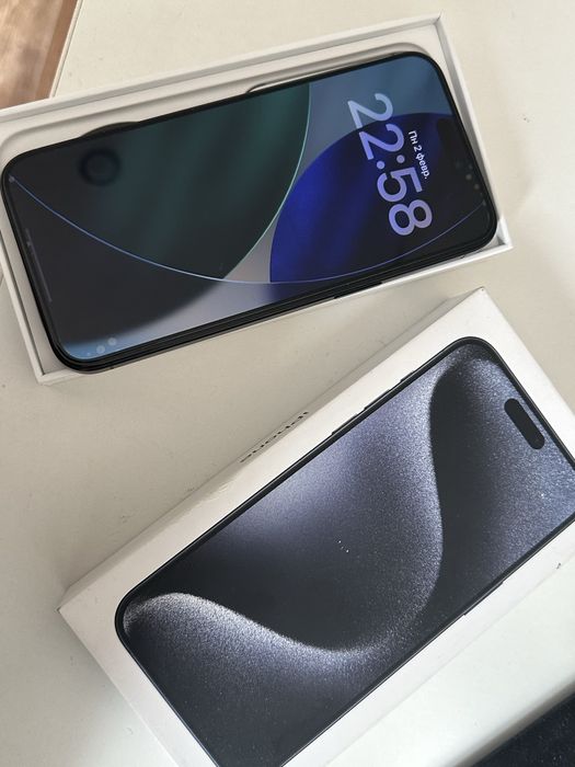 Айфон 15 про макс 256 гб 85% акб