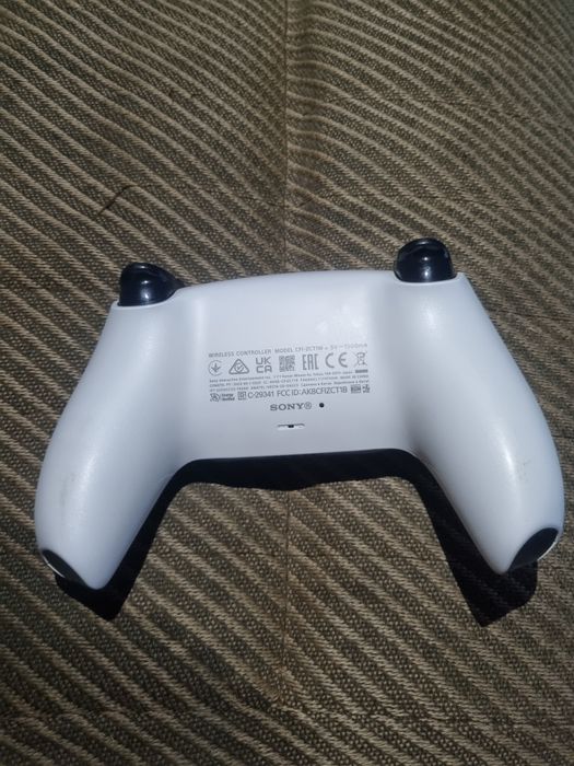 Maneta Ps5 in stare perfecta