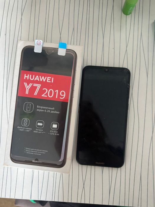 Huawei Y7  2019 сатылады
