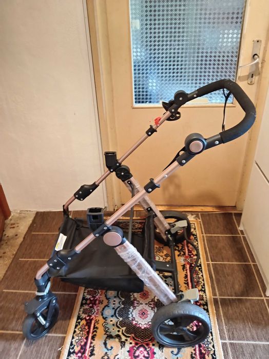 Vand sasiu carucior bebe LITTLE BIRD fara landou