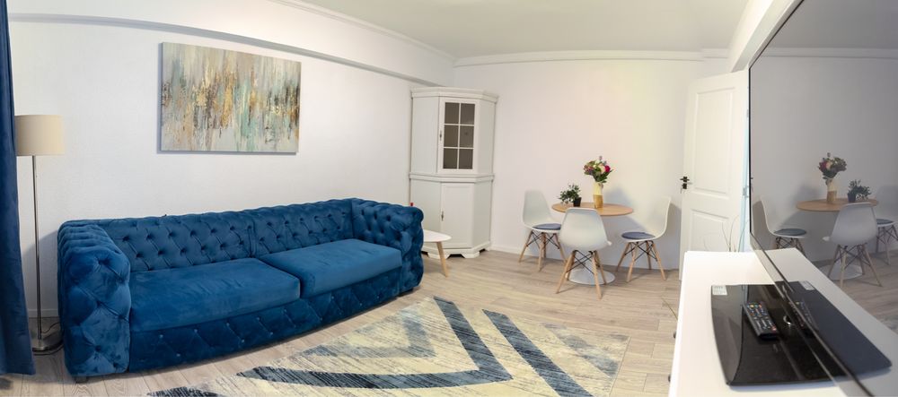 Vand apartament doua camere decomandat in zona centrala