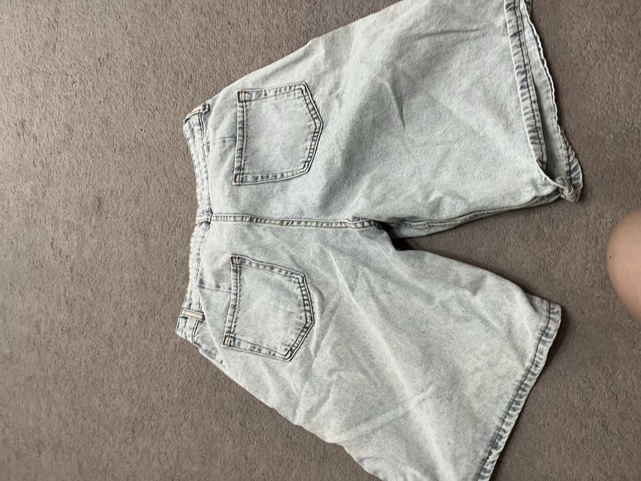 Джинсы,джинсовые шорты и детская кофта