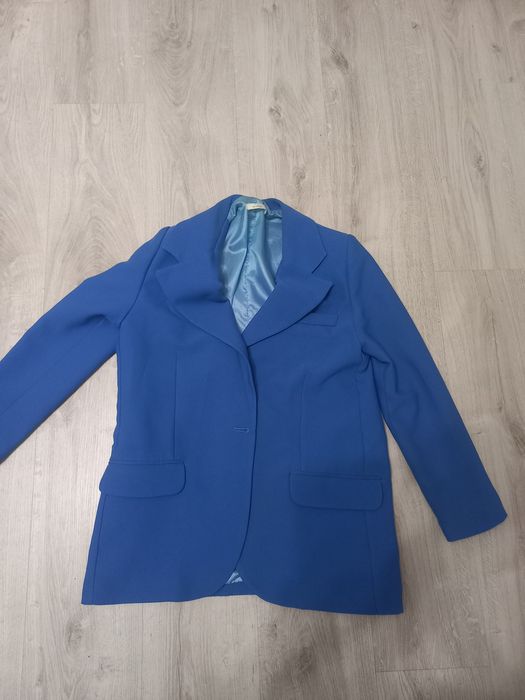 Продам синий пиджак