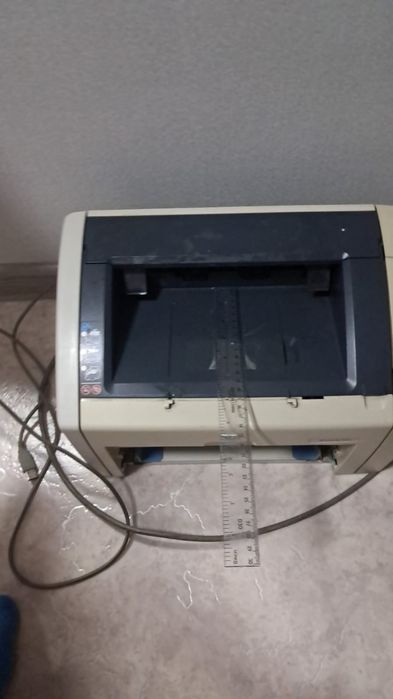 Продам принтер hp
