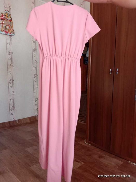 Продам вечернее платье в отличном состоянии