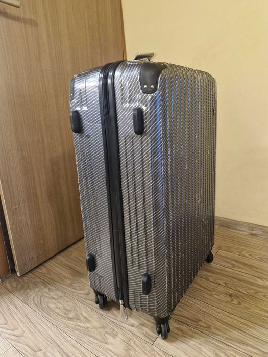 Куфар на фирмата Арт  (30×50×80)