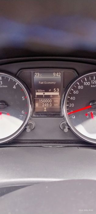 Vând Nissan Qashqai j10 an 2013  diesel 1.5  simplu 110 cai