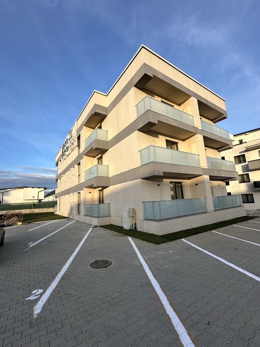 Apartamente 2 camere in bloc cu fatada VENTILATA  str Aurel Vlaicu