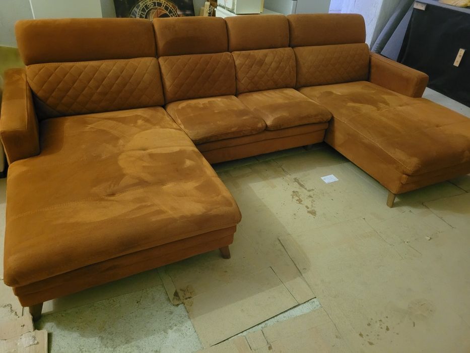 Coltar în forma de U