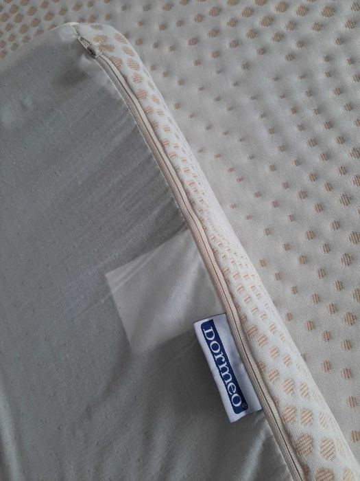 Pat Ikea de 200x 180 cu saltea Dormeo