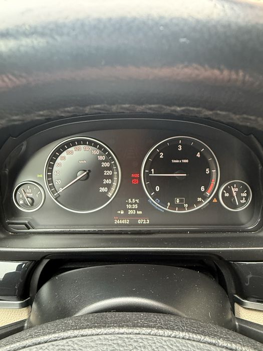 Bmw 520d f11 an  2011