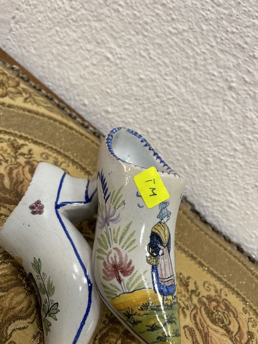 Португалски моливник от порцелан