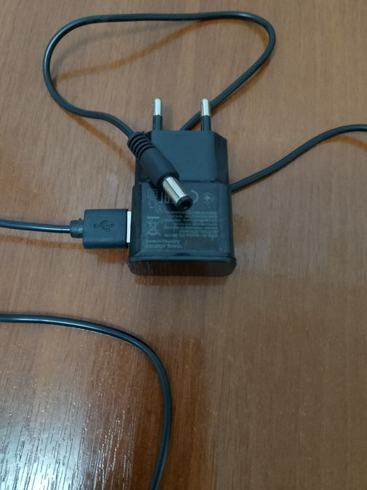 Зарядки и кабеля