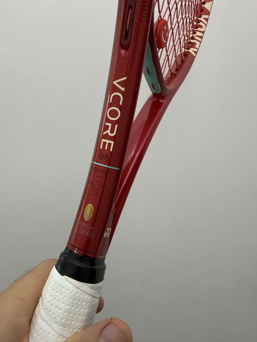 Yonex Vcore 98 L4